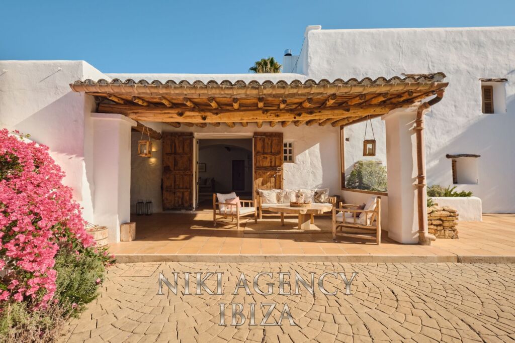 Foto casa-chalet en venta en santa eularia des riu baleares