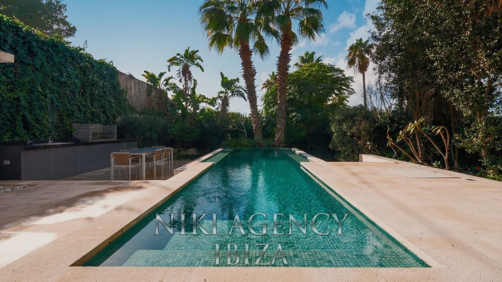 Casa-Chalet en Venta en Santa Eularia Des Riu Baleares