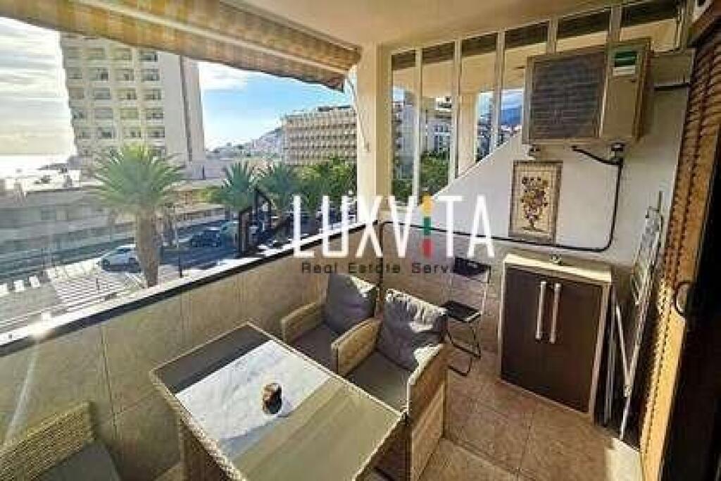apartamento en los cristianos dos dormitorios con vistas al mar foto grande (2)