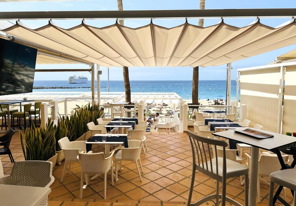 Foto traspaso de restaurante en primera linea playa de los cristianos