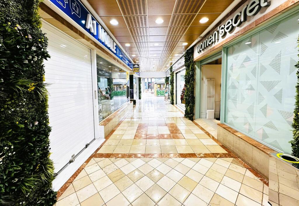 Local comercial en alquiler en Arona