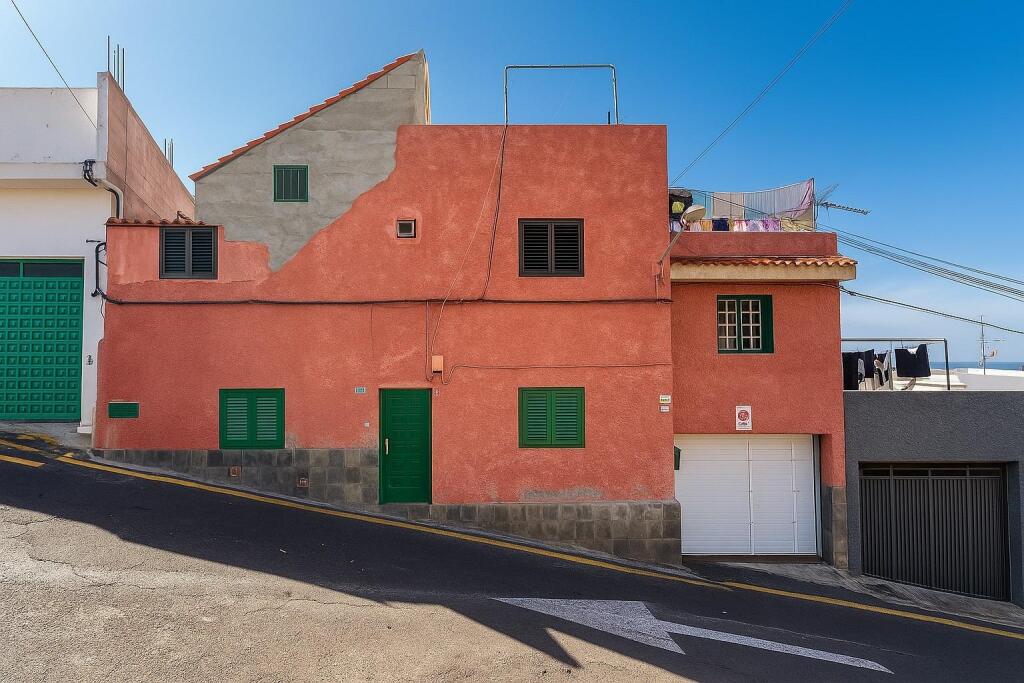 Se vende inmueble distribuido en 5 apartamentos