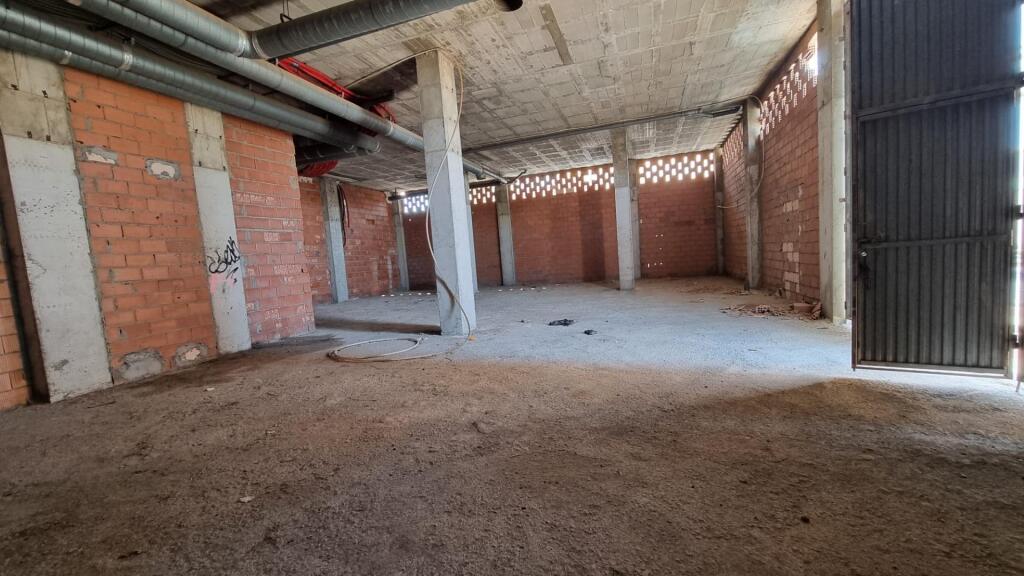 Foto local comercial en alquiler en roquetas de mar almería