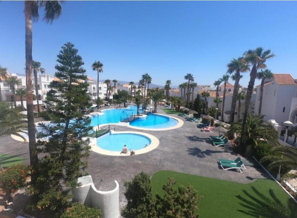 Foto acogedor apartamento en alquiler temporada en roquetas de mar