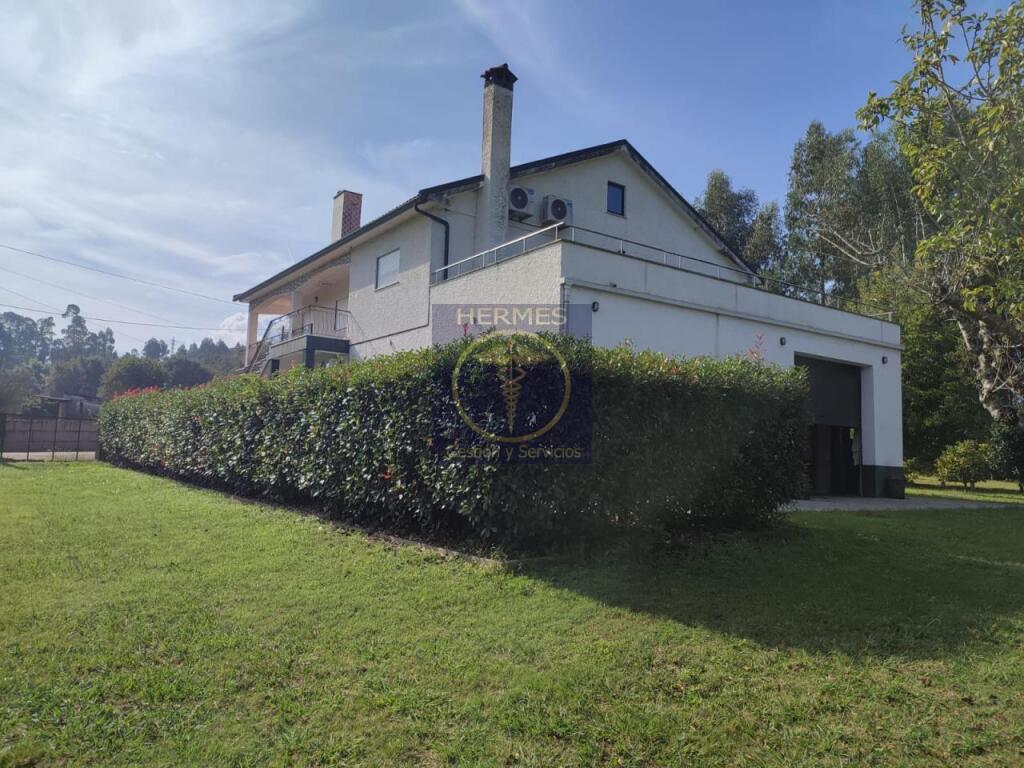 se vende casa en vila nova de cerveira ubicacion ideal foto grande (3)
