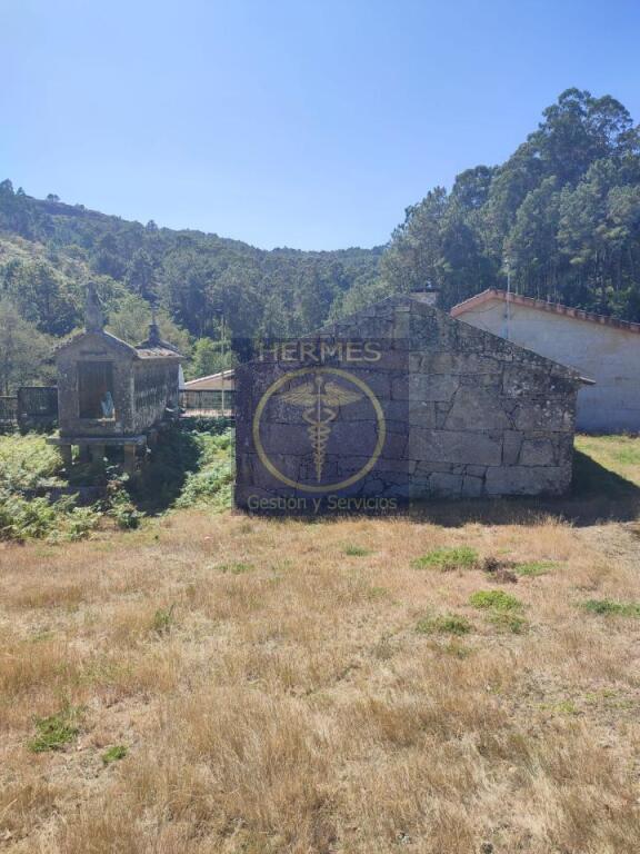 se vende casa rustica  en obra, porriño. foto grande (2)