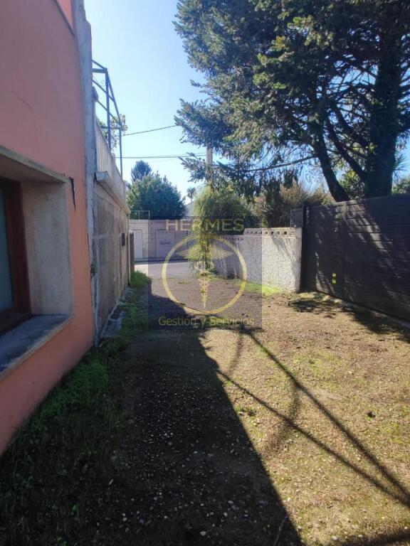 se vende edificio en tui. foto grande (2)