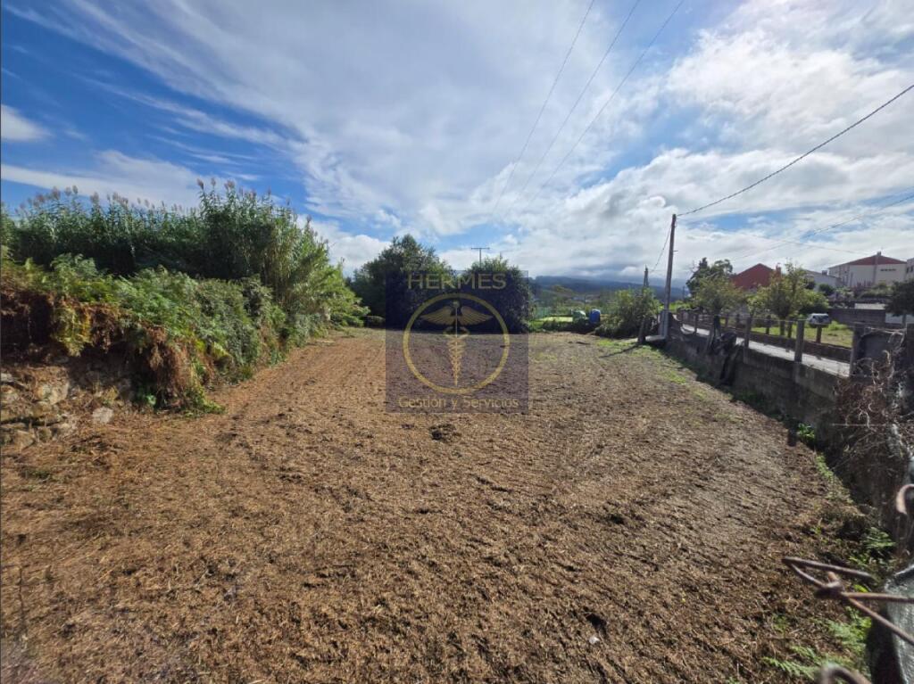 terreno en venta poio, al lado del centro de pontevedra foto grande (2)