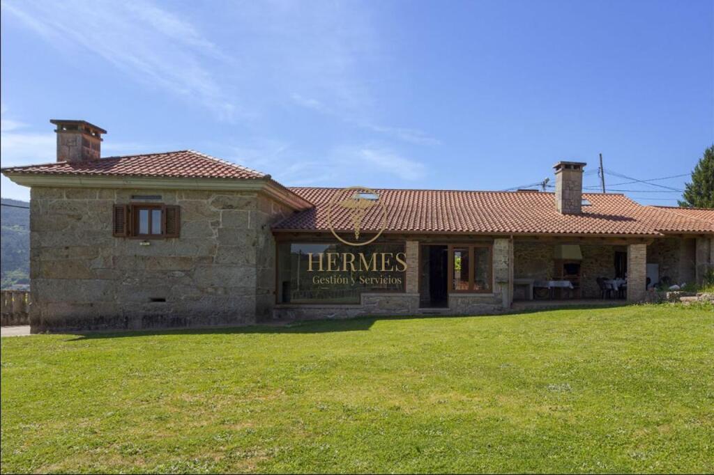 Foto casa señorial con piscina en tui, a estrenar!!