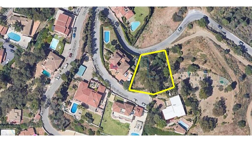 TERRENO con PROYECTO y LICENCIA DE OBRA! en Mijas!!