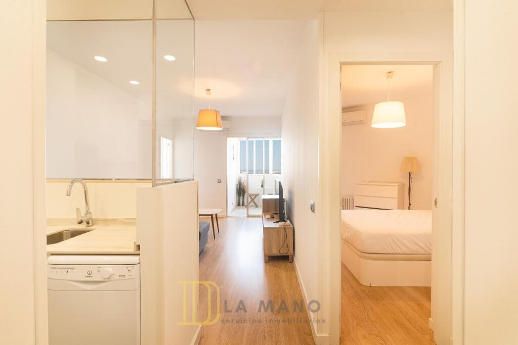 PISO REFORMADO Y AMUEBLADO CON UNAS VISTAS PANORÁMICAS DE MADRID