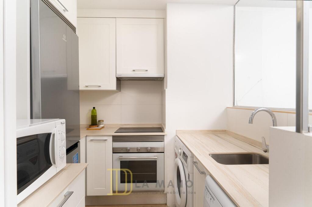 PISO REFORMADO Y AMUEBLADO CON UNAS VISTAS PANORÁMICAS DE MADRID