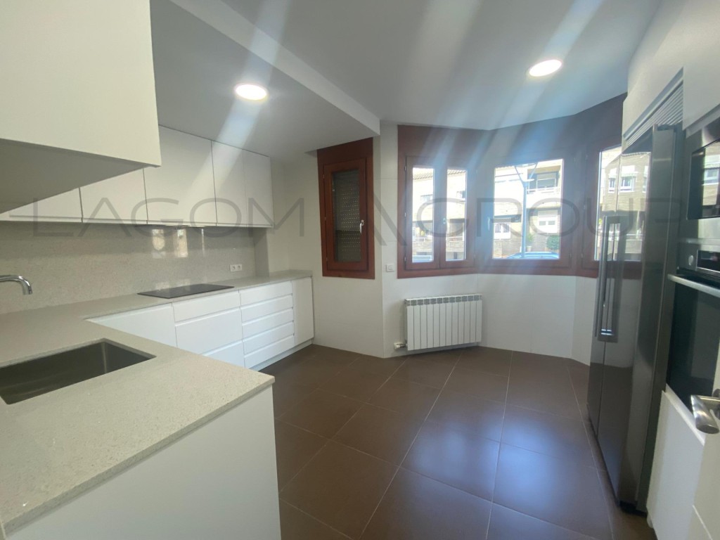 Casa en venta, alto standing en Torrefarrera