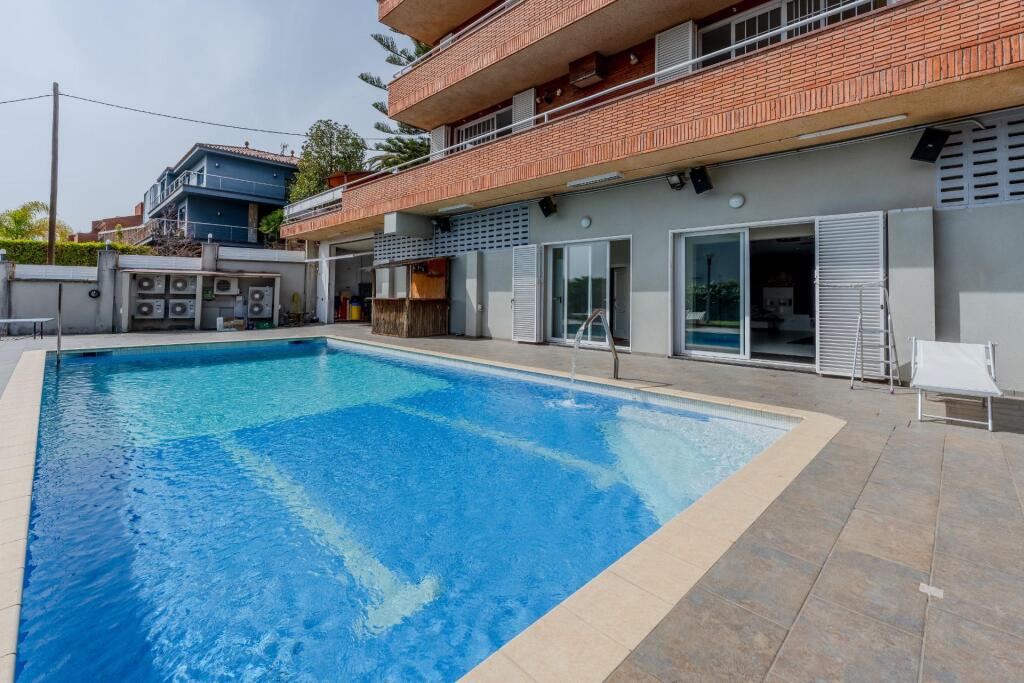 Casa o chalet independiente en venta en calle de les Alzines