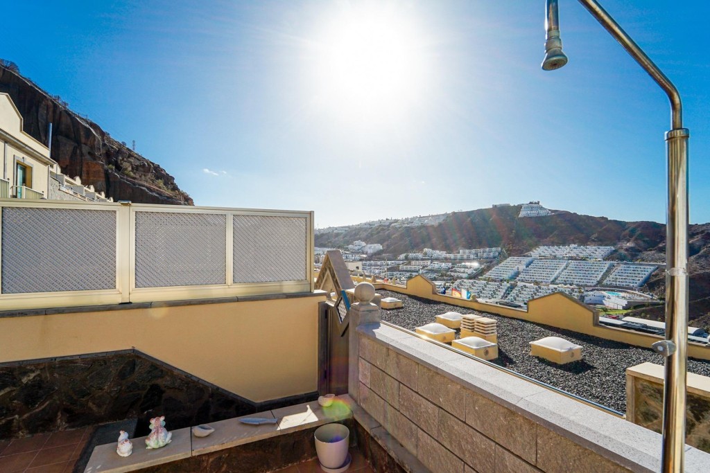 Dúplex moderno con amplia terraza en Puerto Rico