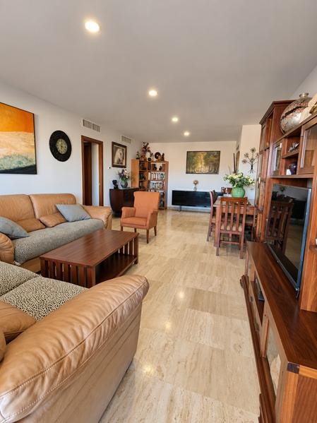 ¡OPORTUNIDAD ÚNICA VENTA PISO EN VALLE ROMANO! - foto 4