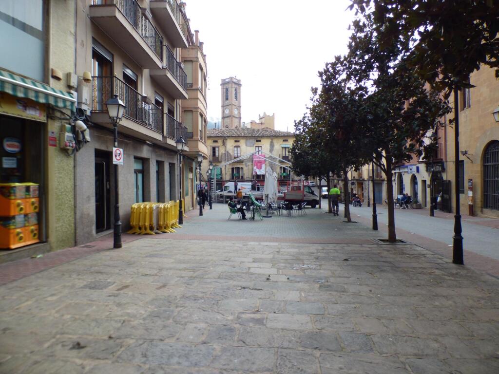 Foto local comercial en el centro de sallent