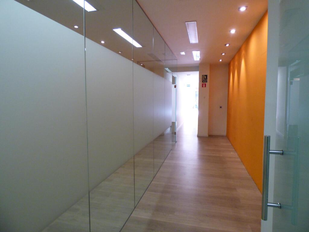 local comercial en alquiler en manresa – zona  universidad foto grande (3)