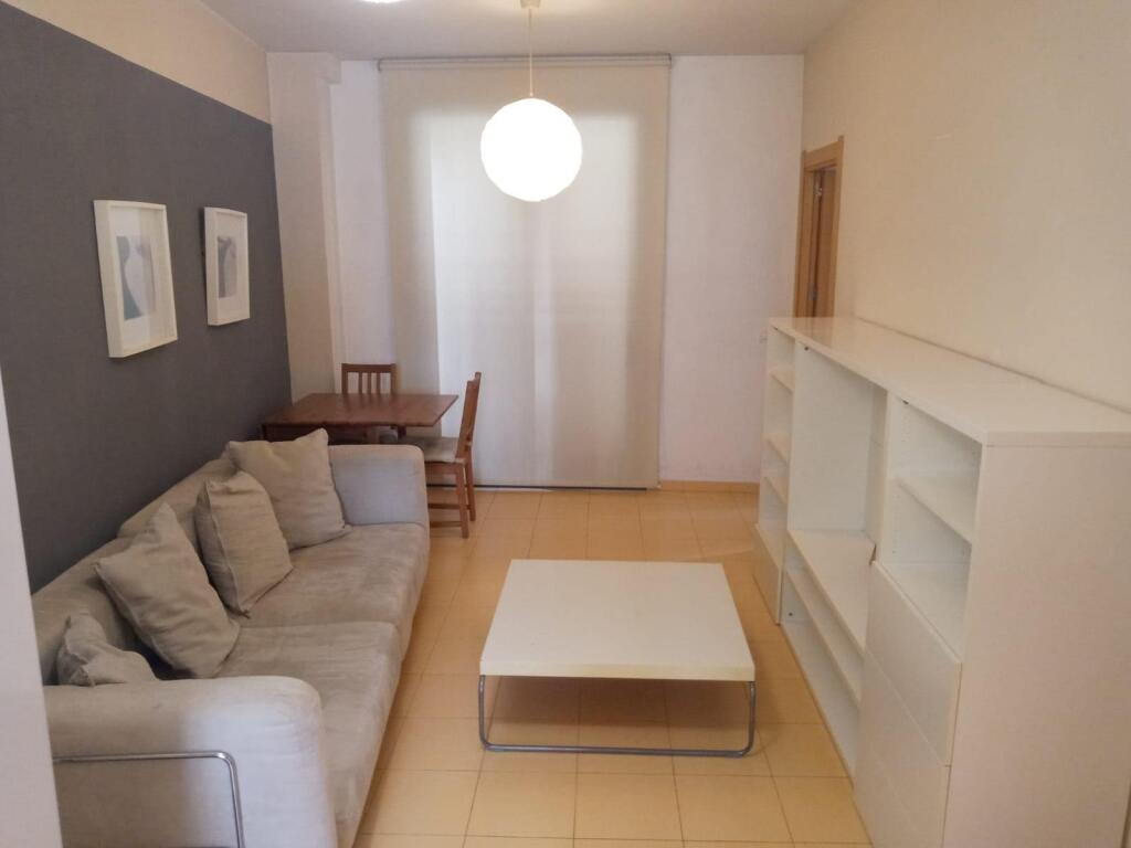 Foto piso de alquiler amueblado en manresa con 2 habitaciones