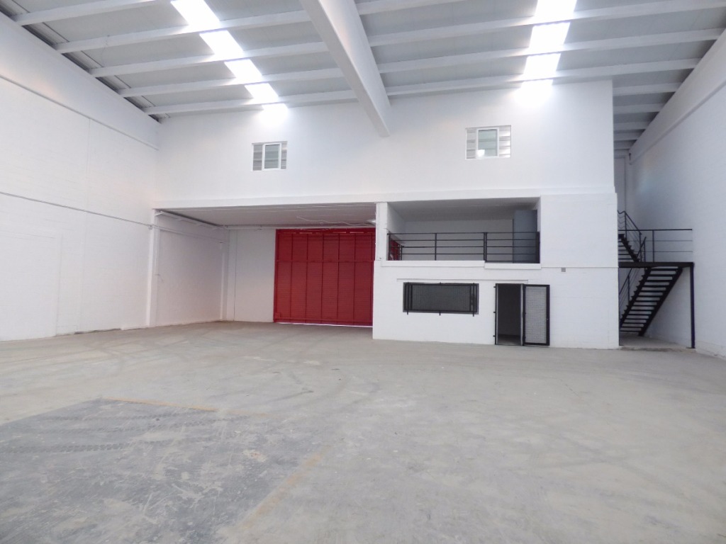 nave seminueva en venta en sant vicenç de castellet para inversores foto grande (2)