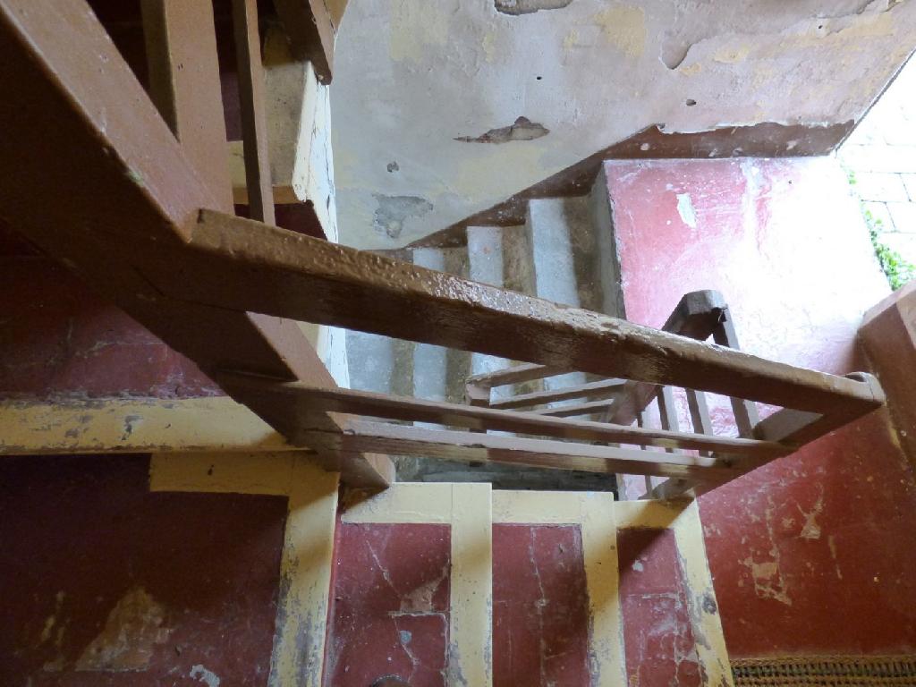 Foto piso para reformar en zona tranquila de suria a un paso del centro en venta