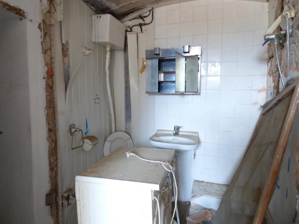 piso para reformar en zona tranquila de suria a un paso del centro en venta foto grande (2)