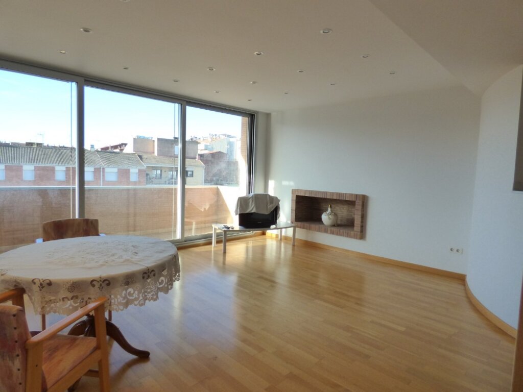 Foto impresionante casa con ascensor en manresa ideal para familias numerosas en venta