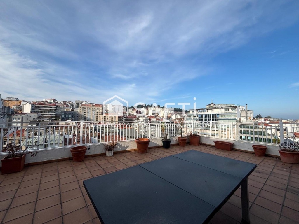 SE VENDE EXCLUSIVO  ÁTICO DUPLEX EN EN EL CENTRO DE VIGO - P - foto 21