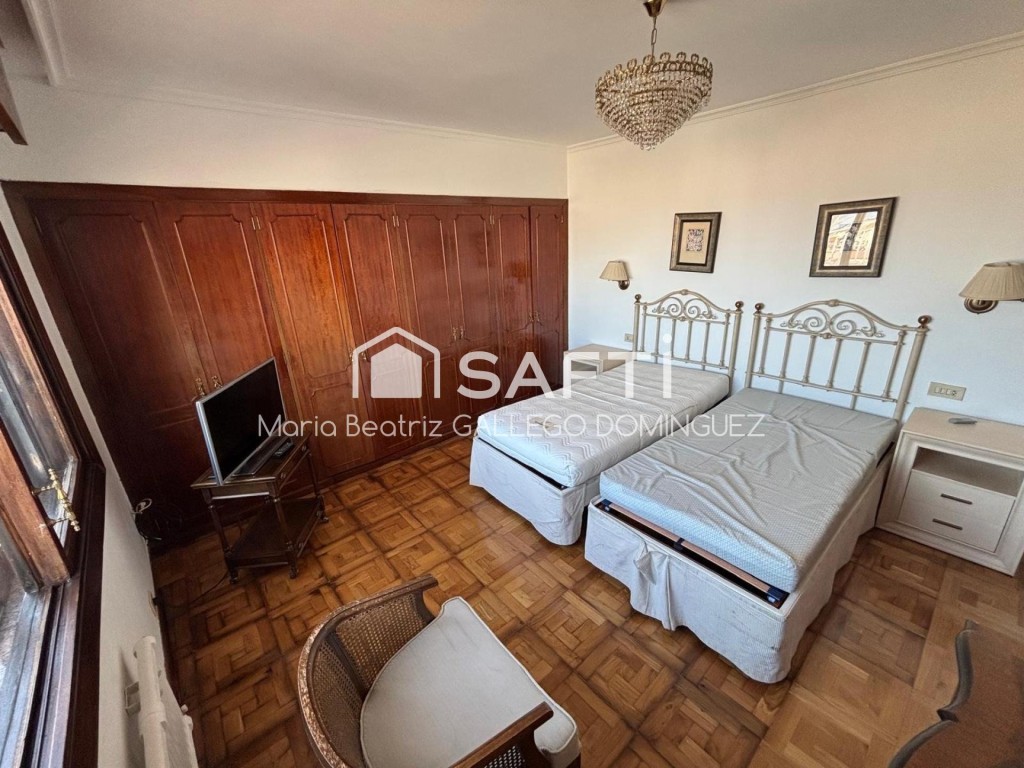 SE VENDE EXCLUSIVO  ÁTICO DUPLEX EN EN EL CENTRO DE VIGO - P - foto 31