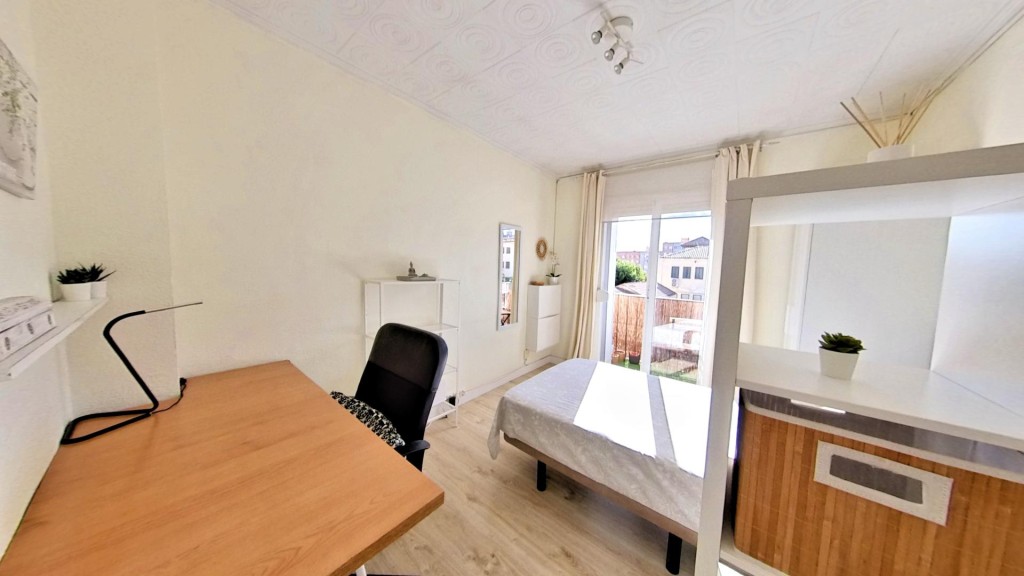 Tu hogar ideal en Alicante: reformado y luminoso - foto 7