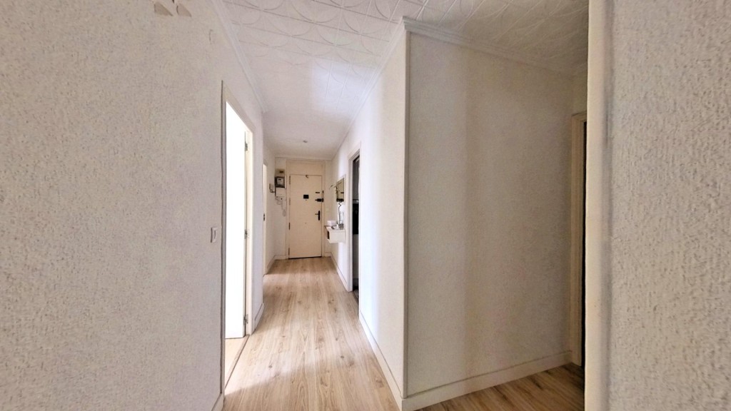 Tu hogar ideal en Alicante: reformado y luminoso - foto 49