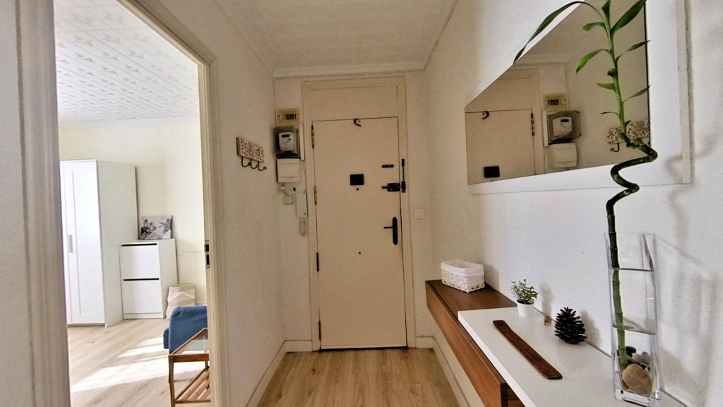 Tu hogar ideal en Alicante: reformado y luminoso - foto 32