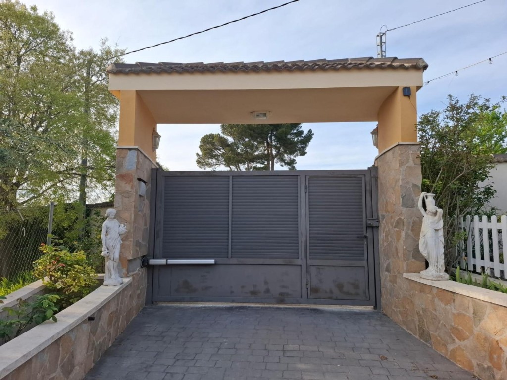 PRECIOSO CHALET EN BENILLUP - foto 25