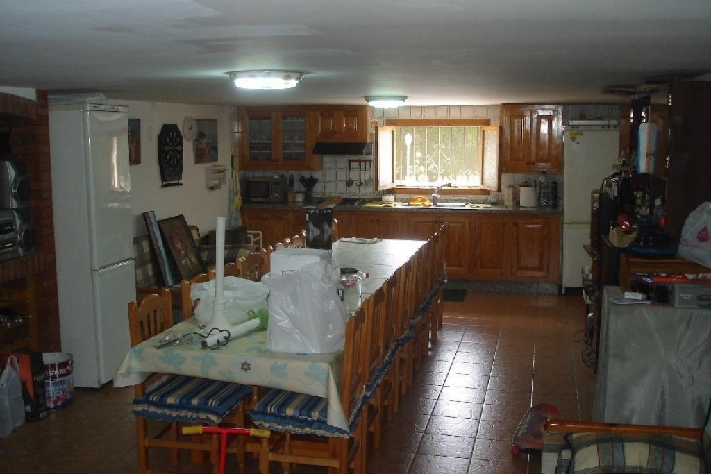 PRECIOSO CHALET EN BENILLUP - foto 18