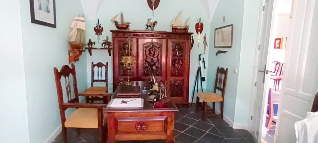 Espectacular Casa Señorial de Estilo Colonial – Una Joya His - foto 68