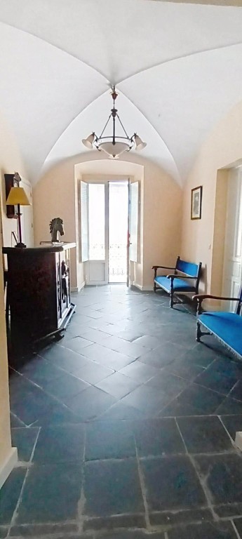 Espectacular Casa Señorial de Estilo Colonial – Una Joya His - foto 18