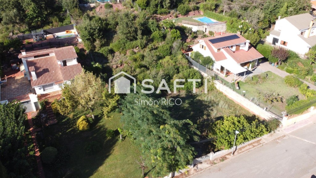 Gran Terreno plano listo para construir en Cervelló - foto 4