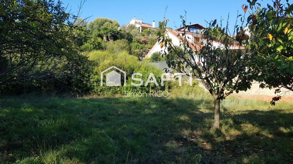 Gran Terreno plano listo para construir en Cervelló - foto 10