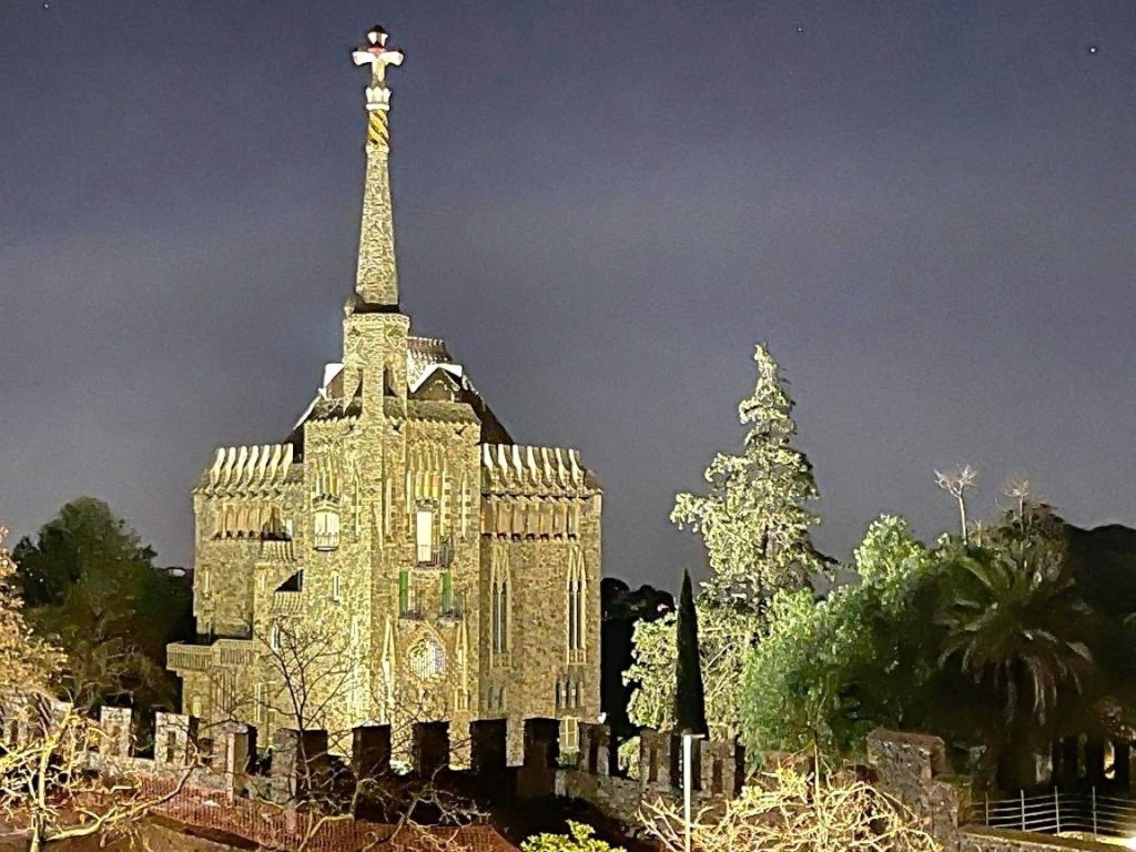 Espectacular Casa con jardín y vista en la Bonanova - foto 23