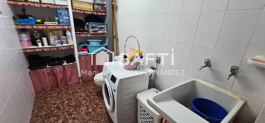 SAFTI España les presenta este magnífico chalet a la venta a - foto 27