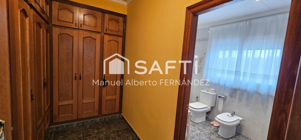 SAFTI España les presenta este magnífico chalet a la venta a - foto 34
