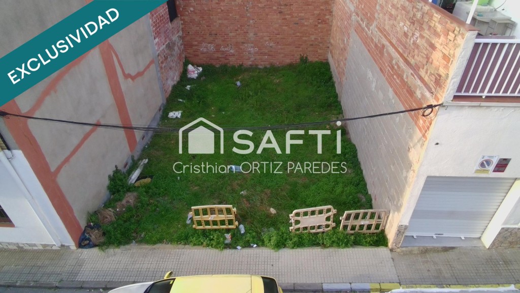 Terreno llano en St. Pedro (Tordera) con proyecto pagado y listo para construir