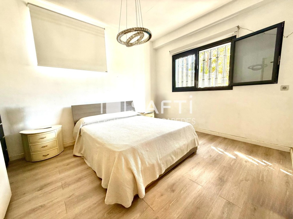 Chalet exclusivo en Tiana con piscina privada. - foto 17