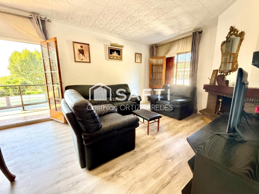 Chalet exclusivo en Tiana con piscina privada. - foto 5