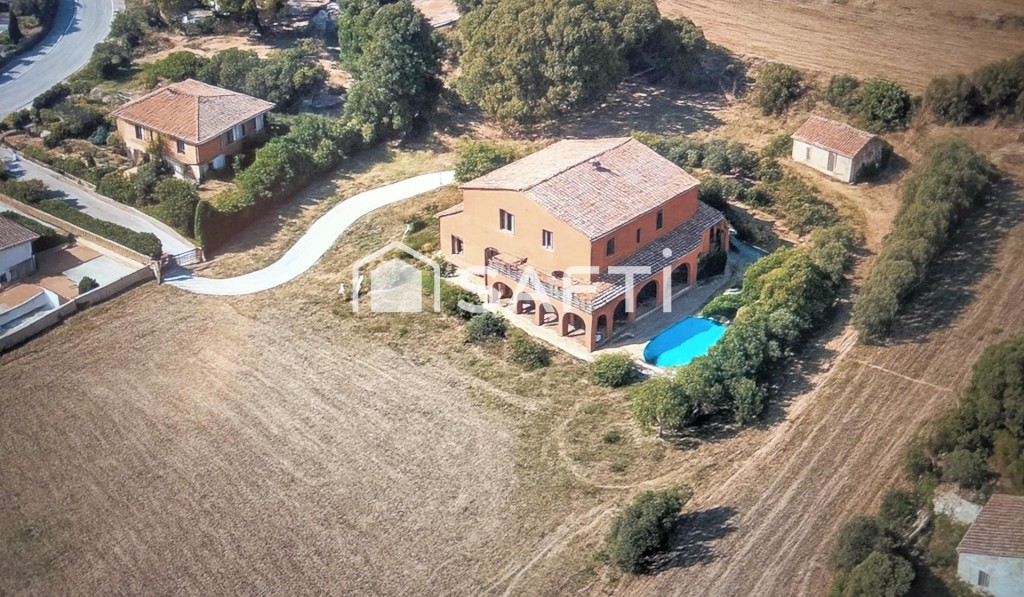 GRAN CASA ESTILO MASÍA-VILLA CATALANA CON DOS VIVIENDAS INDE - foto 3