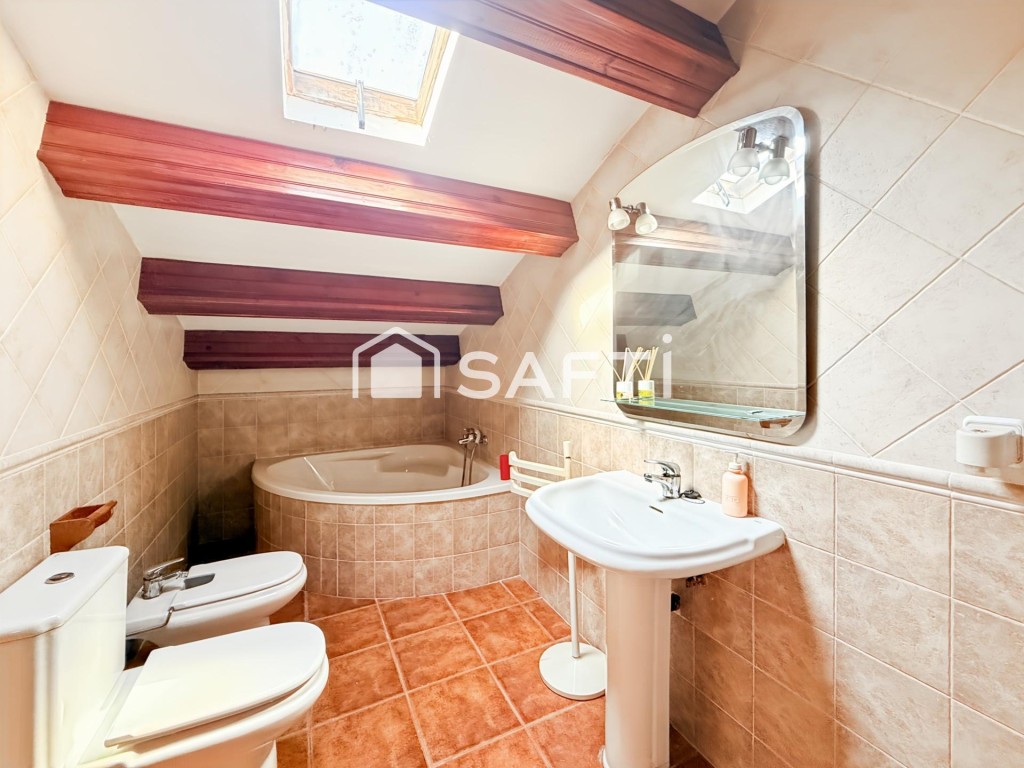 GRAN CASA ESTILO MASÍA-VILLA CATALANA CON DOS VIVIENDAS INDE - foto 40