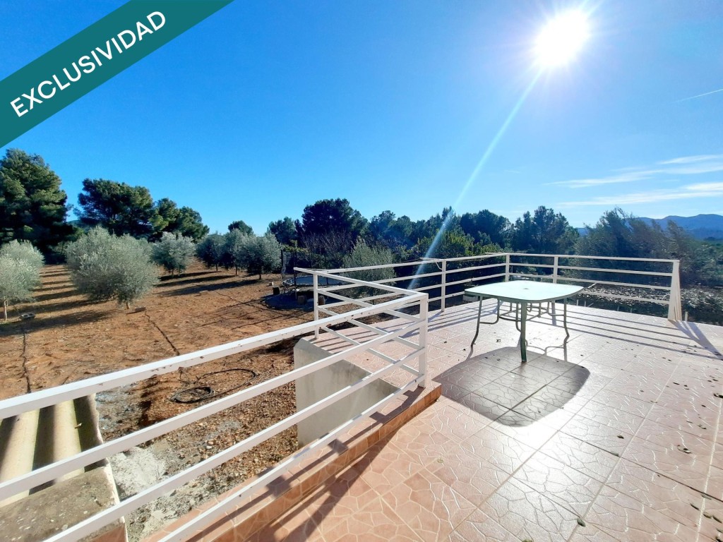 Fabuloso Chalet rural con excelente comunicación. - foto 30