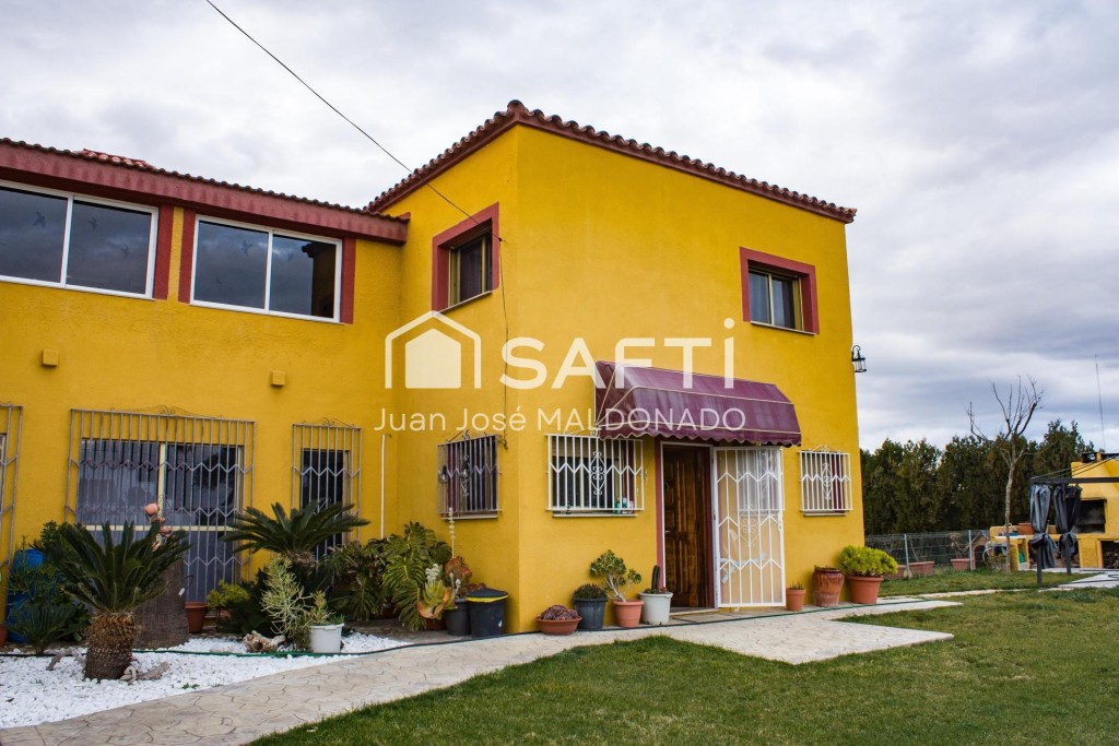 Vive el Mar: Tu Chalet Exclusivo en Benicarló ¡Donde el lujo - foto 2