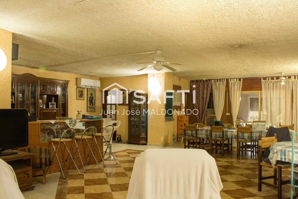 Vive el Mar: Tu Chalet Exclusivo en Benicarló ¡Donde el lujo - foto 18