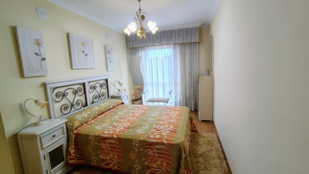 Exclusivo y espectacular piso de 4 habitaciones en una local - foto 80